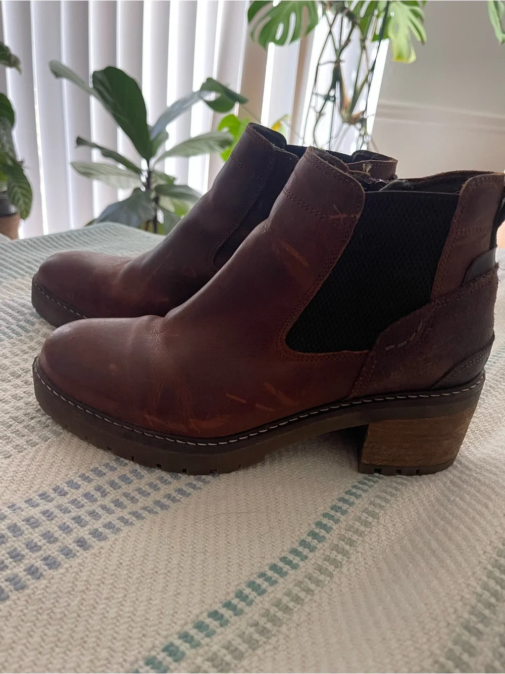 Women’s Brown Leather Ankle Bootie — Classic Western Style